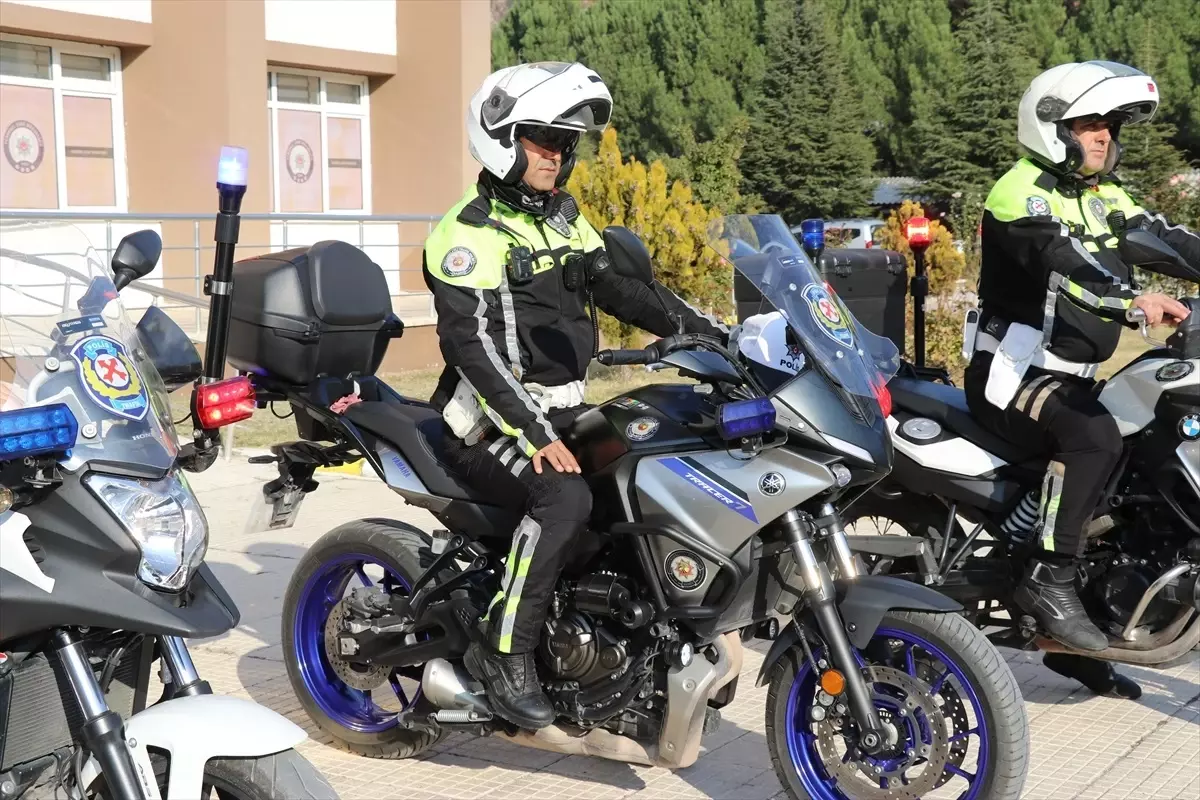 Amasya’da Polislere İleri Sürüş Eğitimi Sertifikası
