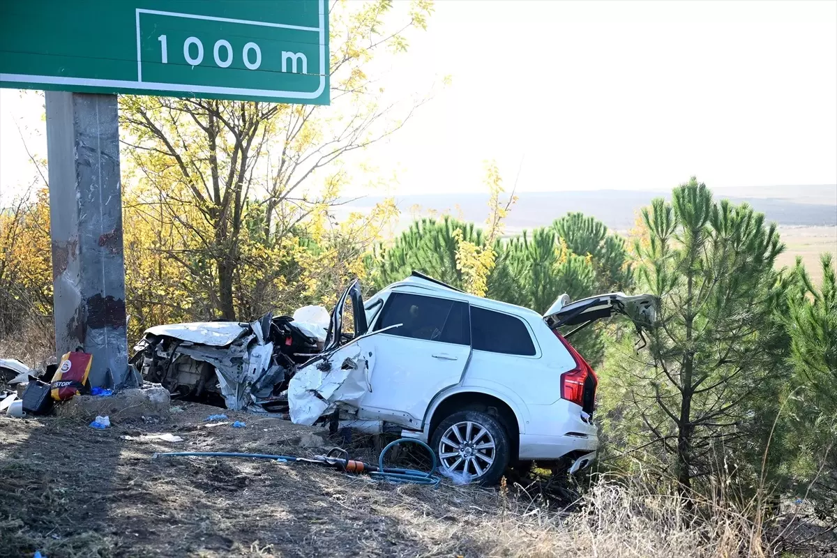 Edirne’de Trafik Kazası: 2 Ölü, 3 Yaralı