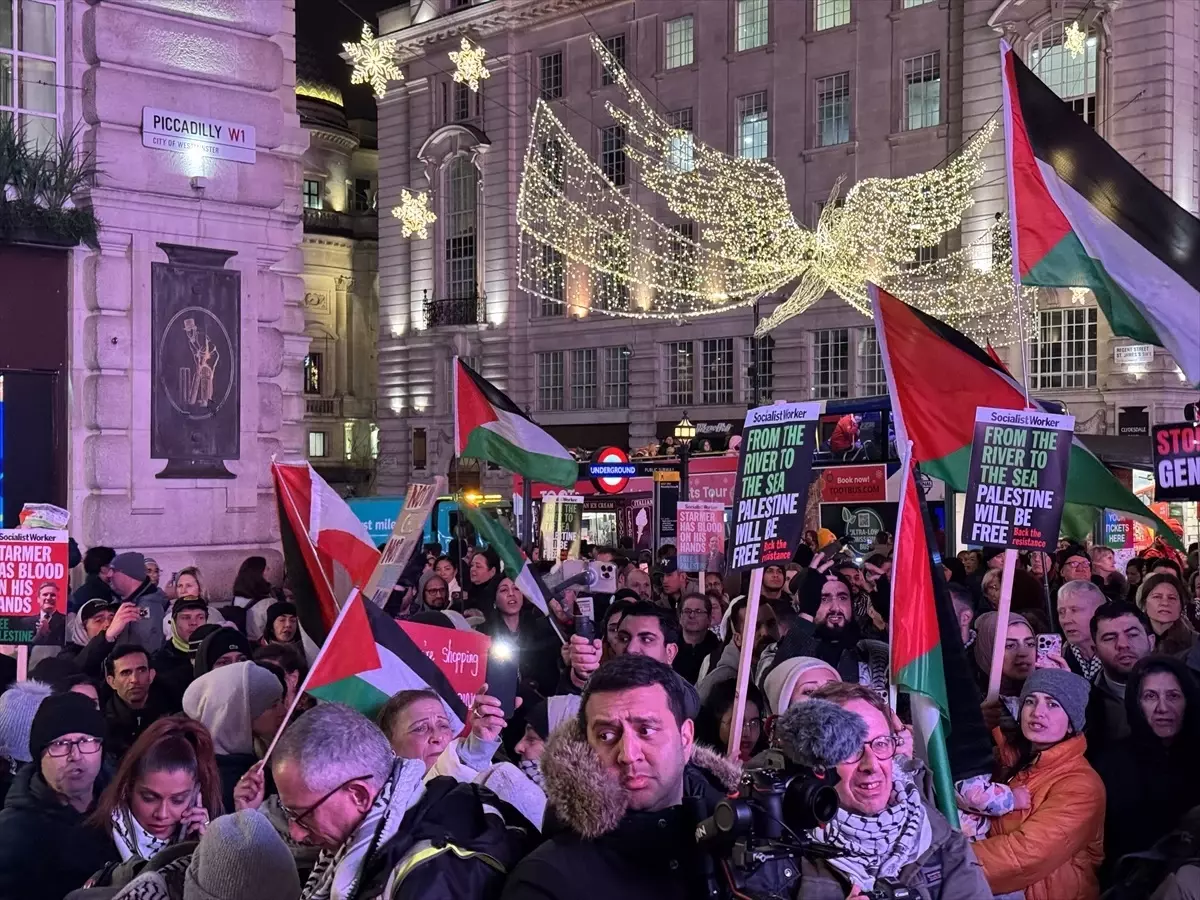 Londra’da İsrail’in Gazze Saldırılarına Tepki