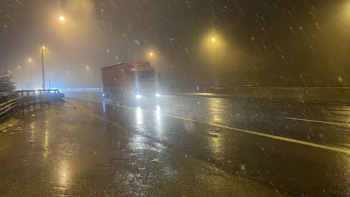 Bolu Dağı’nda Kar Yağışı Başladı