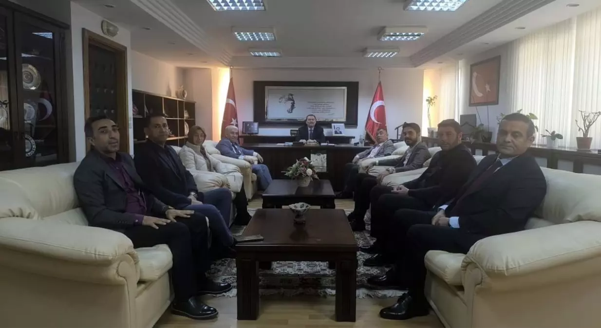 İş İnsanları Platformu Kaymakam’ı Ziyaret Etti