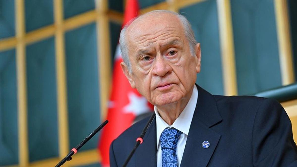 SON DAKİKA… Bahçeli’den Özel’e “cunta” tepkisi! 